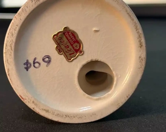 Ucagco Japan Figurine 	5.5in H	
