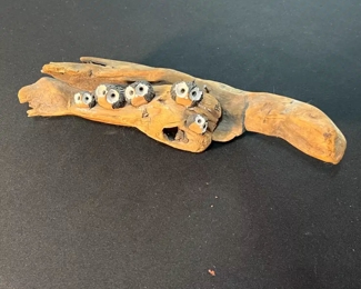 Owls on a log Folk Art 	2.5x10.3.5in	HxWxD
