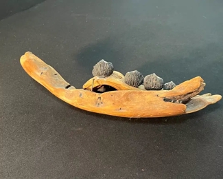 Owls on a log Folk Art 	2.5x10.3.5in	HxWxD
