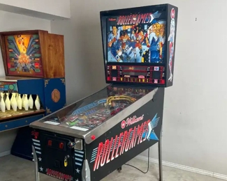 1990 Williams Rollergames Pinball&nbsp;Machine Coin-Op	74 x 29 x 56in	HxWxD
