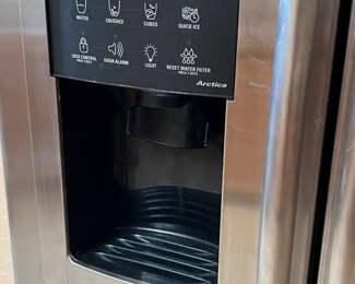 GE Profile 25.6 Cu. Ft. Stainless Side-by-Side Refrigerator with Dispenser PSS26MSRB SS	70 x 35.5.	
