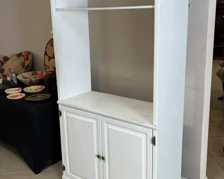 White Cabinet		
