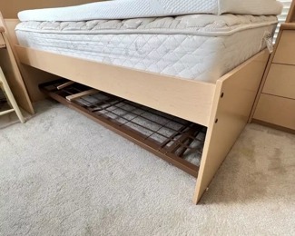 Camelot Furniture Full Size Trundle Bed	45 x 58.5, x 89in	HxWxD
