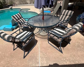 AS-IS 6-pc Patio Table & Chairs	Table: 27  x 48 in diameter  	
