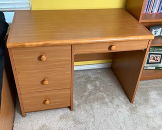 Camelot Furniture Cherry Wood  Desk	30 x 42 x 25	HxWxD
