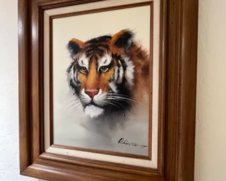 Framed Art Tiger Head Oliver	Frame: 24 x 20in	HxWxD
