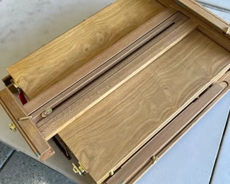 Artist Easel Folding #2		
