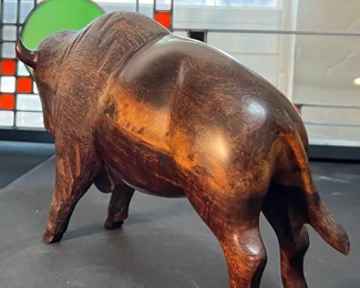 Large Ironwood Hand Carved Buffalo Bison 13in Wood Carving	9x4x13in	HxWxD
