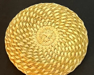 Tohono O'Odham Basket #2	6.5in Diameter	
