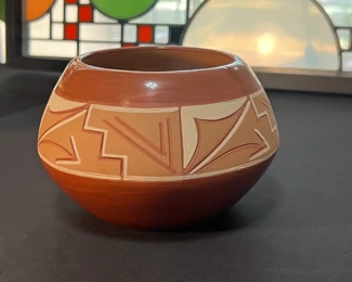 Dominguita Sisneros Naranjo Ohkay Owingeh (San Juan) Redware Pot Incised  Bowl Redware Pottery Native American 036	4 x 4in diameter at rim	

