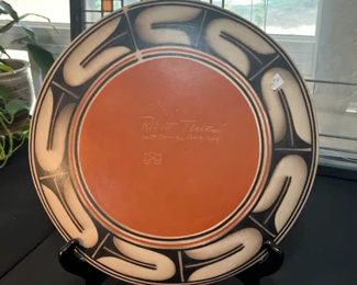 Robert Tenorio Pictoral Plate Santo Domingo Pueblo Native American Pottery 	14.5in diameter.	
