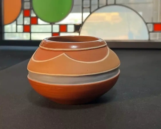 Dominguita Sisneros Naranjo Ohkay Owingeh (San Juan) Redware Pot Incised  Bowl Redware Pottery Native American 040	3.5 x 3in diameter at rim.	
