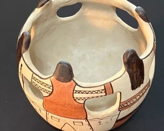 Angea Tohono O'odham Friendship Vase Native American Pottery Pot Papago Med	6.5 x 6 diameter.	
