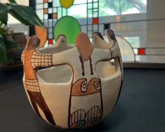 FA Angea Tohono O'odham Friendship Vase Native American Pottery Pot Papago Large 	7 x 7in diameter	
