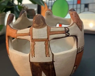 FA Angea Tohono O'odham Friendship Vase Native American Pottery Pot Papago Large 	7 x 7in diameter	
