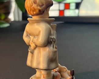 Goebel Hummel Doctor 127 Figurine	4.5in H	

