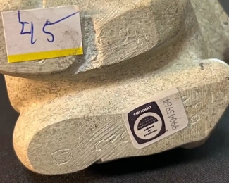 Mother & Child Inuit Eskimo Bird Soapstone Carving 076	4.5x2.5x4.5in	HxWxD
