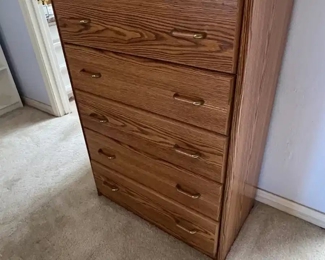 5-Drawer Dresser	45.5 x 30 x 16.5.in	HxWxD
