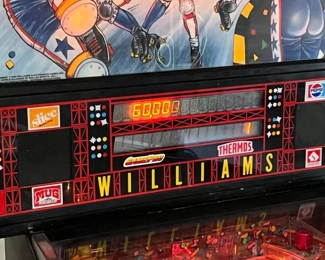 1990 Williams Rollergames Pinball&nbsp;Machine Coin-Op	74 x 29 x 56in	HxWxD
