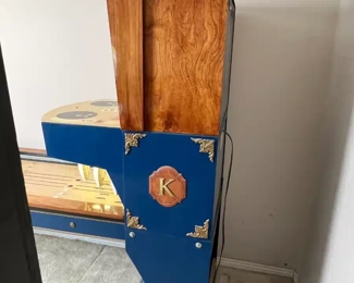 1983 Williams/United Big Strike Shuffle Alley Bowling Arcade Game Coin-Op	69 x 35x 100in	HxWxD
