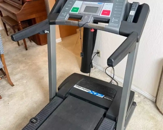 Proform XP R60 Treadmill  	52 x 34 x 74in	HxWxD
