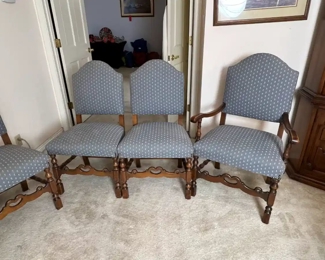 7pc antique Table & Chairs	30 x 40 x 66 -99in	HxWxD
