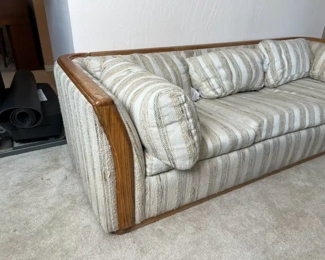 Vintage Oak Trim Sofa	26 x 88 x 38in	HxWxD
