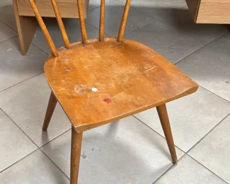 Paul McCobb Spindle Back Planner Group Chair for Winchendon 1950s MCM 1531	31 x 17 x 17.5.	HxWxD
