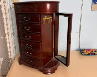 Small table Top Jewlery Cabinet	19 x 14 x 7.5.	HxWxD
