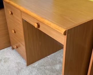 Camelot Furniture Cherry Wood  Desk	30 x 42 x 25	HxWxD
