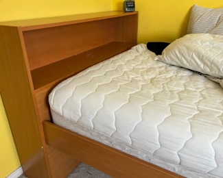 Full Size Camelot Furniture Cherry Wood Trundle Bed	45 x 58.5, x 89in	HxWxD
