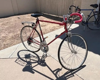Vintage Schwinn 10 speed bike bicycle 		
