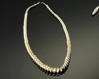 Navajo Pearls Graduated Silver Necklace & Earrings Disc Beads Native American 	25in Long 	
