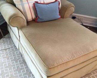 Chaise lounge golden velvet from Merchandise Mart. Measuring 3’x5’ $900