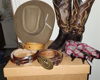 The Texas Way - Cowboy Hat - Boots - Western Belts