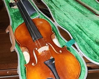 Pirastro Eudoxa Violin E in case