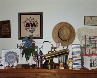 Misc. Home Decor - Brass Lamp