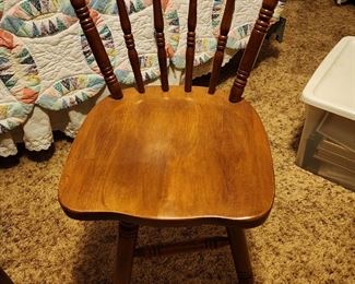 Child's Swivel Junior Chair