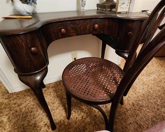 Gorgeous Flame Mahogany Vainty with Mirror - Can be used as Desk as well with Chair - 3 Pieces - Love This Piece!