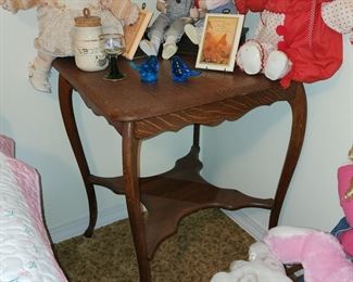 Antique Tiger Stripe Oak Side Table - Vintage Dolls