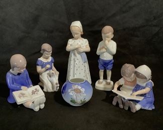 CAVA209 Copenhagen Porcelain Figurines