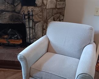 Like new, Matching sofa 