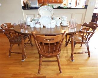 Maple Table with 4 Chairs & 1 leaf