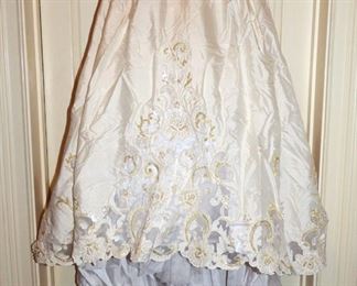 Gorgeous Eva Haynal Forsyth Wedding Dress