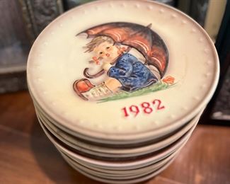 Collectible Goebel German plates