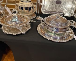 Beautiful serving pueces