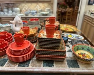 Several more casual dish sets