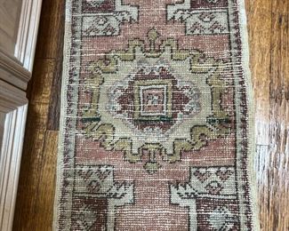 2 cute small oushaks