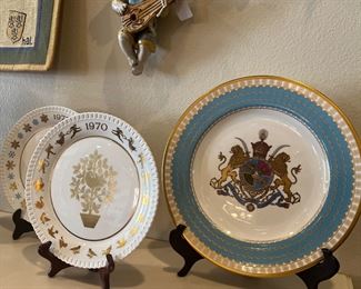 Spode Imperial plate of Persia. Stunning and special! 22k gold trim. 4 available. 