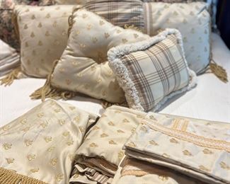 2 set of king bedding